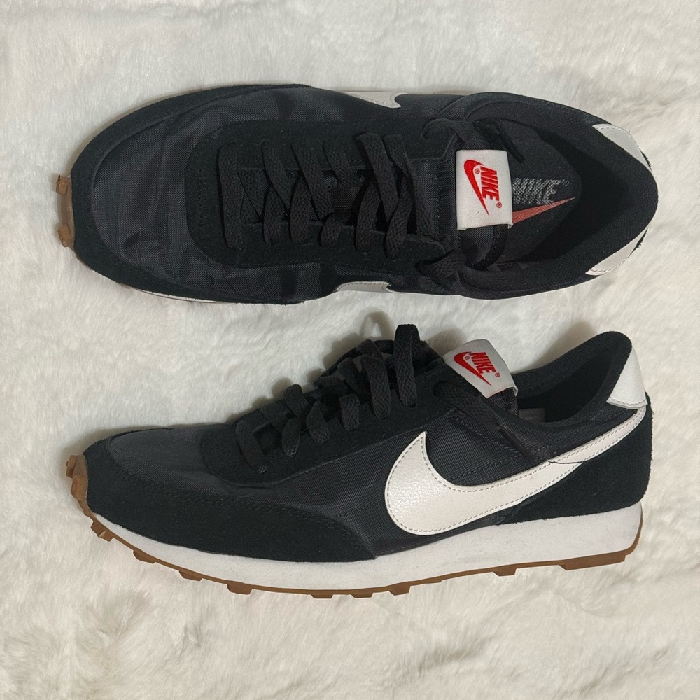 Nike Shoes Womens 9.5 Black Daybreak CK2351-001 Black Casual Sneakers